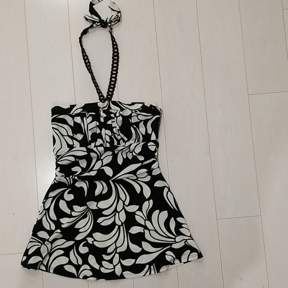 Must have top